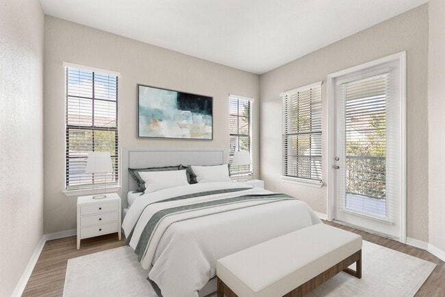 Photo - Mirador & Stovall at River City