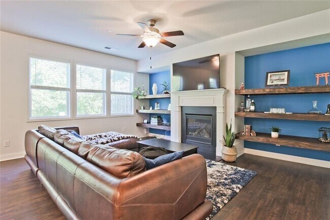 Photo - 112 Davina Dr