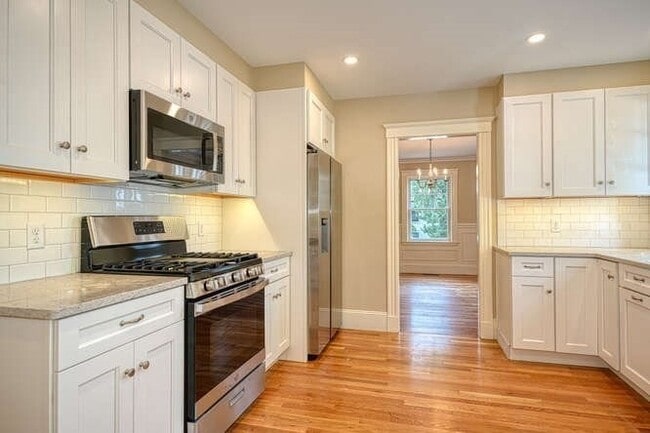 Photo - 71 Church St