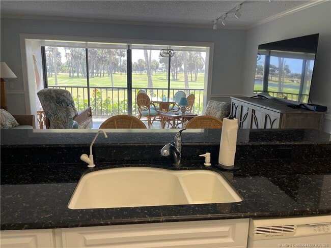 Photo - 5565 NE Gulfstream Way