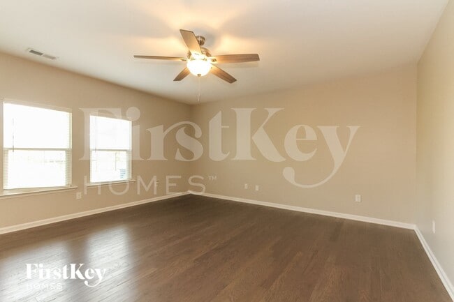 Photo - 100 Bristleback Ct