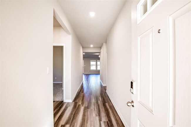 Photo - 1601 Longhorn Ranch Dr