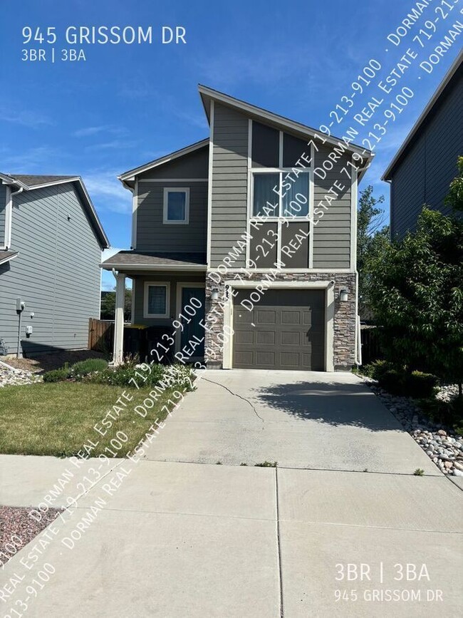 Photo - 945 Grissom Dr. Casa