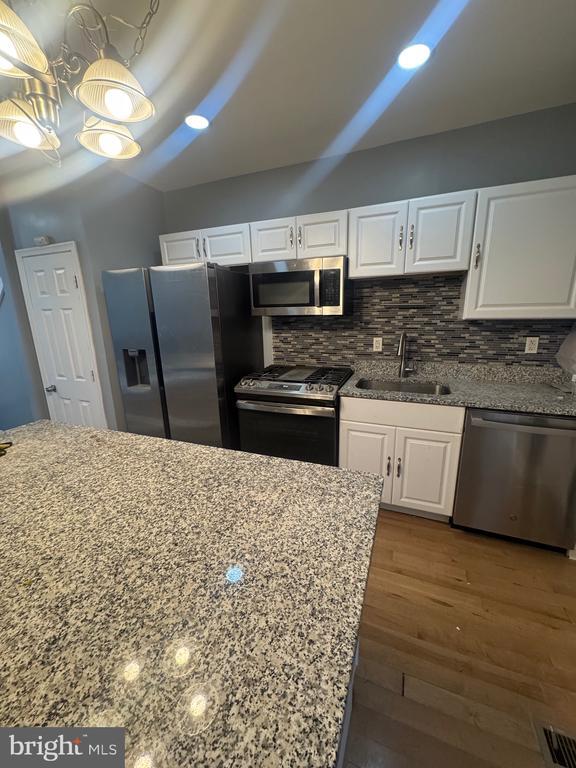 Photo - 3221 Lyndale Ave