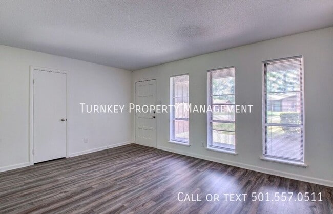 Photo - 1301 Stafford Rd