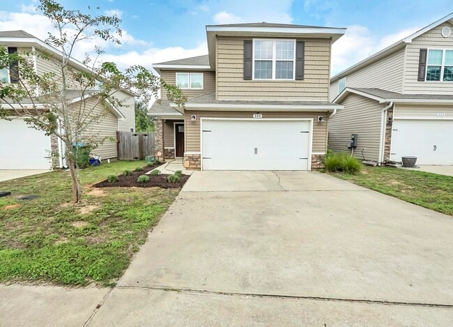 220 Wainwright Dr
