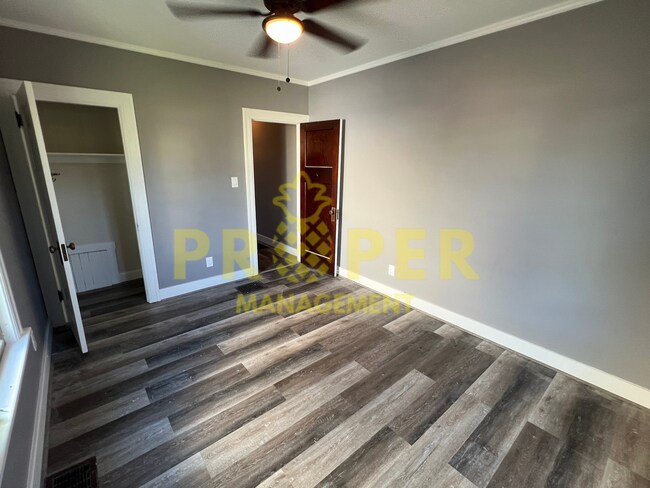 70 E Hillcrest Ave