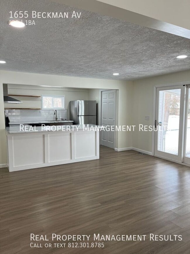 Photo - 1655 Beckman Ave