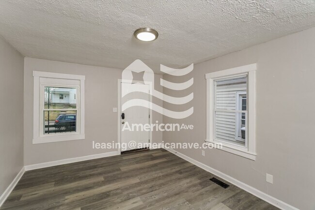 Photo - 823 Camden Ave