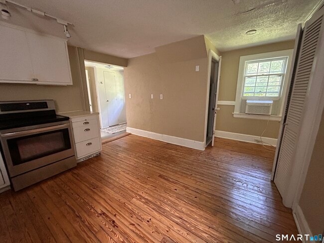 252 W Norwalk Rd