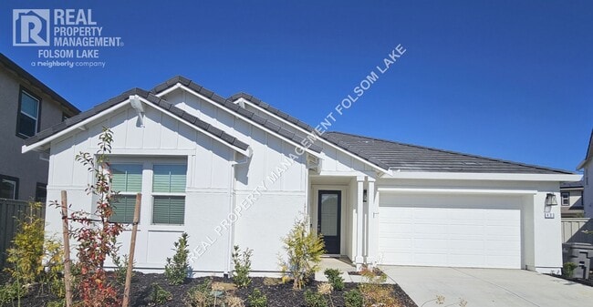 433 Crescent Moon Ct