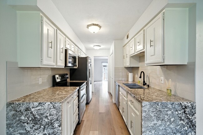 Photo - 10333 Longmont Dr Condo Unit 35/3