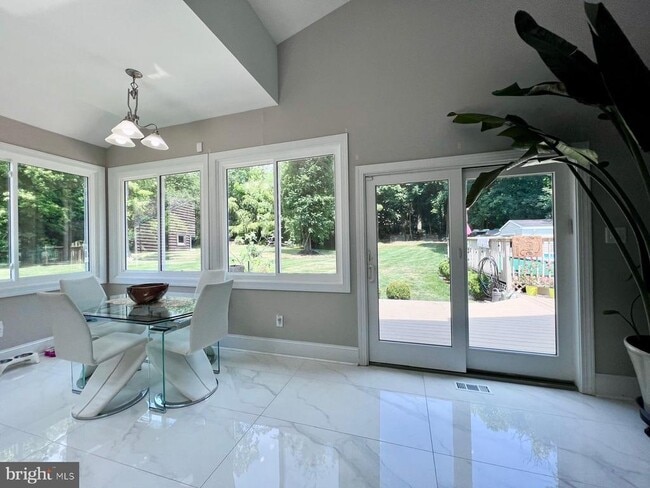 Photo - 3332 Philmont Ave