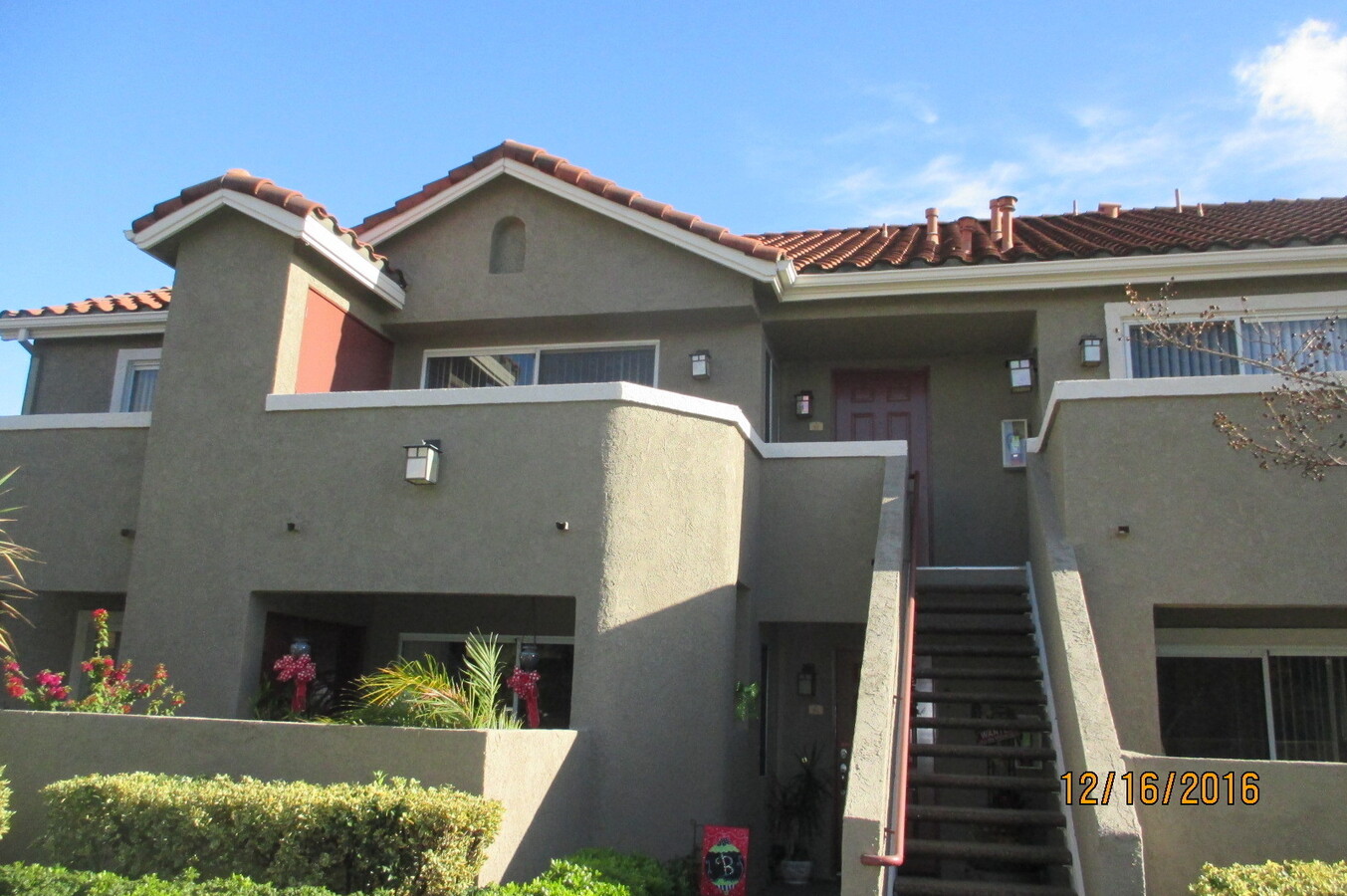 2 Bedroom 2 Bathroom Condo in Riverside - 2 Bedroom 2 Bathroom Condo in Riverside