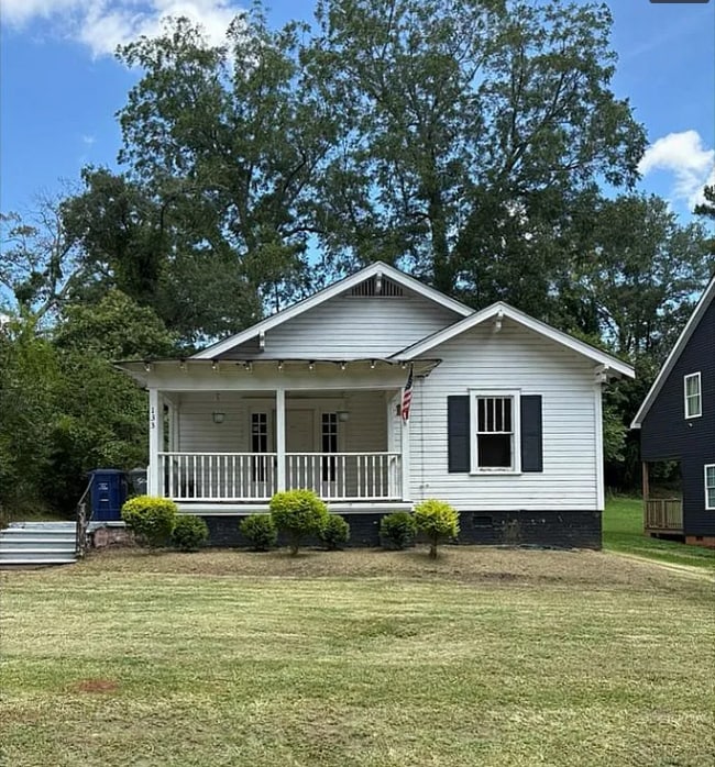 Building Photo - 133 Marlboro Rd Rental