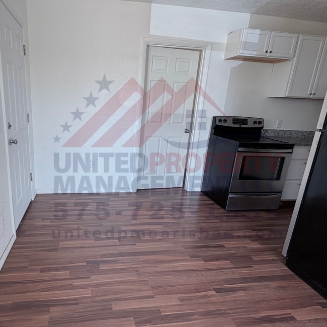 Photo - 504 W Tansill St Unidad B