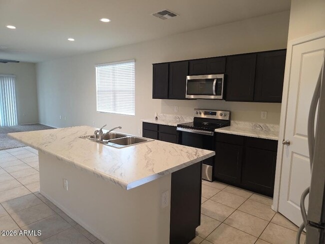 Photo - 18976 W Monroe St