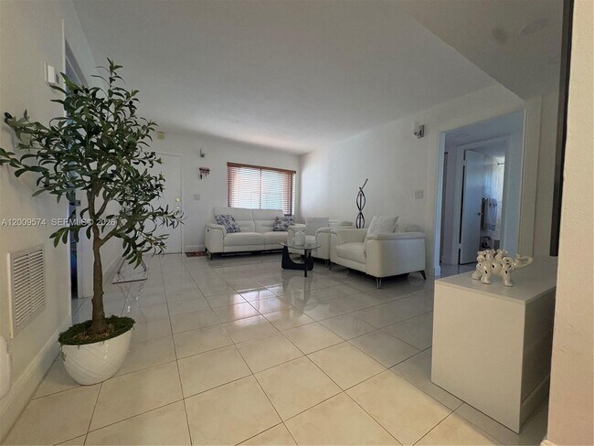 Photo - 8025 SW 107th Ave Unidad 219