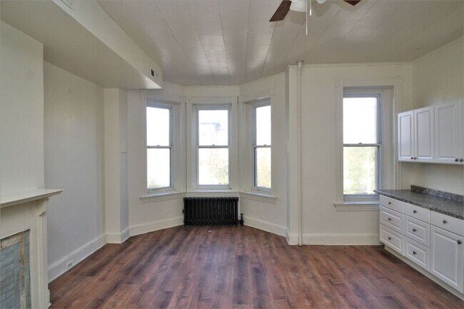 Photo - 2731 St Paul St Unidad # 2F