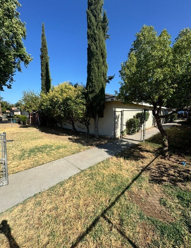 Photo - 3530 E Iowa Ave Unit 3530 E Iowa Ave #101