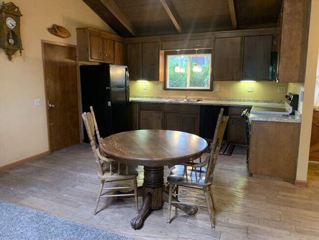 Photo - 3177 Brauer Rd