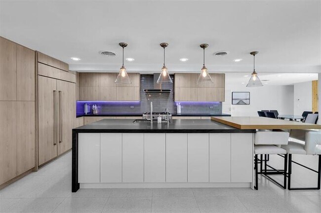 Photo - 4710 NE 27th Ave