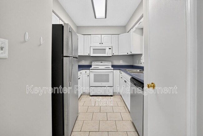 Photo - 151 Laura Ave