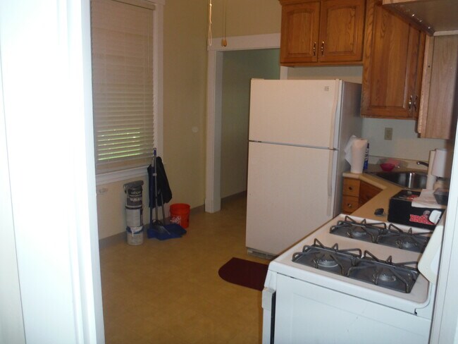 Photo - 922 North Ave