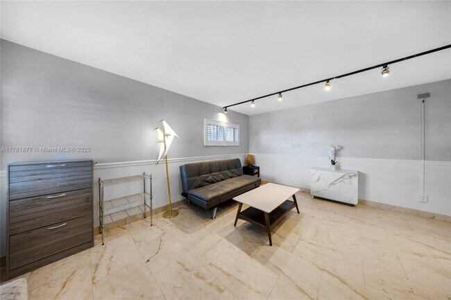 Photo - 759 Meridian Ave Condo Unit 2