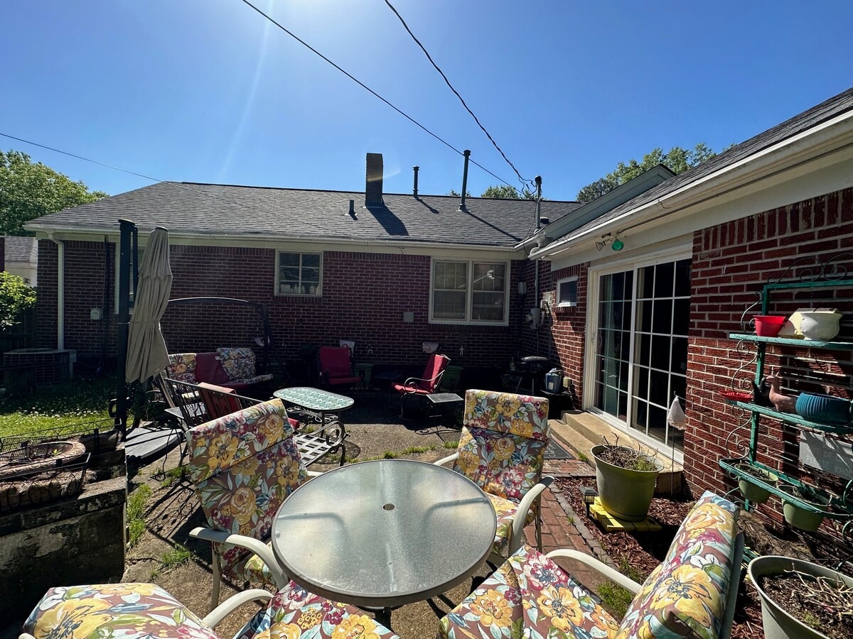 Photo - 1362 S Perkins Rd