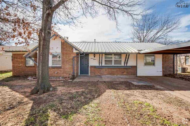 Building Photo - 1113 Lincoln Dr Rental