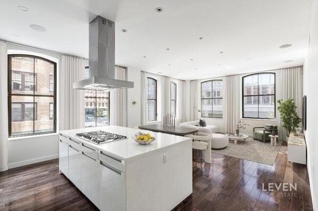 Building Photo - 250 West St Unit 2-G