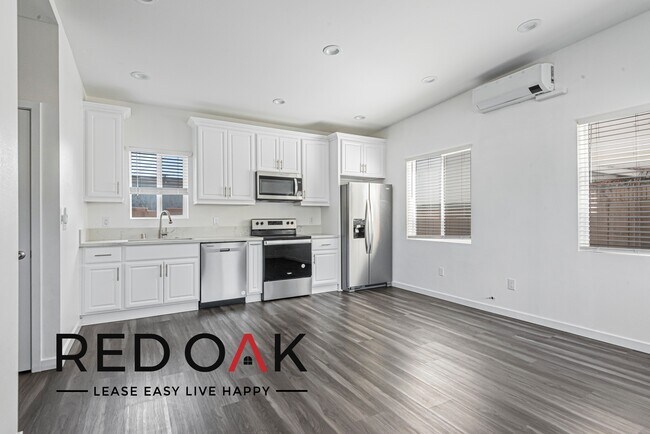 Photo - Amazing Two Bedroom Walk-Up with Spacious ... Unidad 6742.5