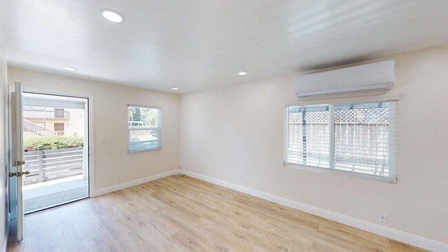 Photo - Charming 2 bed, 1.5 bath home with views of Downtown!