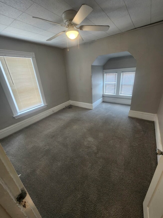Bedroom 1 ( 14x11) - 340 Virginia Ave Unit 3