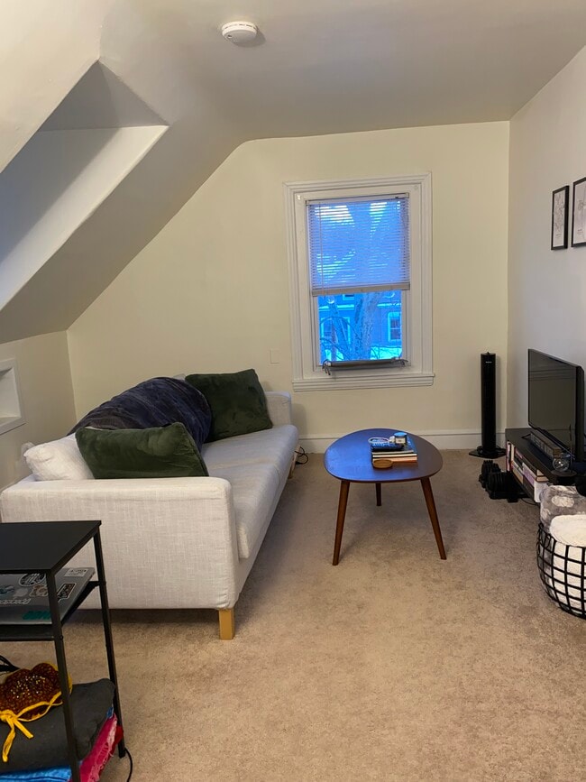 Photo - 110 Walnut Ave Unit Apartment #3