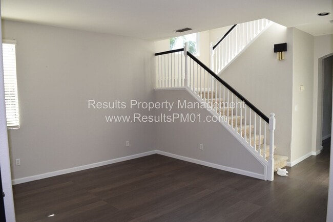 Photo - Lovely 4 Bedroom Home in Great Neighborhood