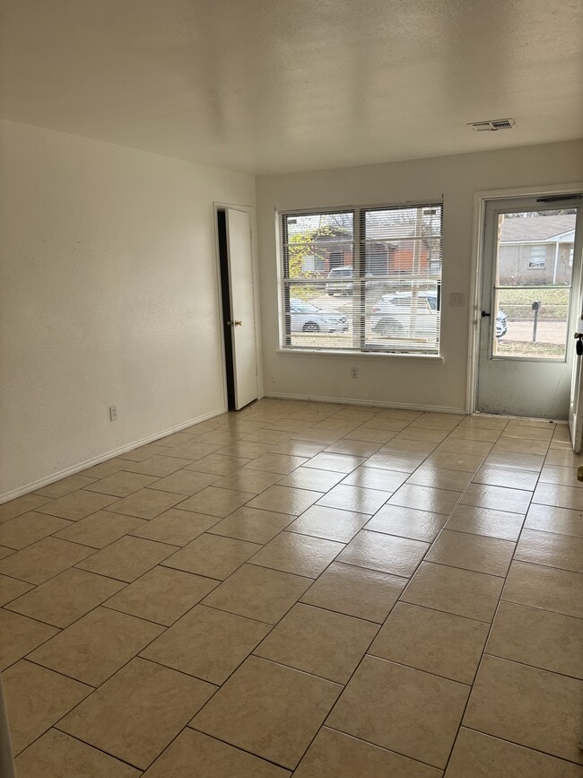 Photo - 1220 Mcdonald Dr