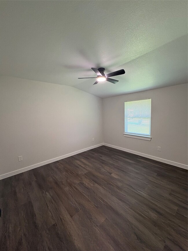 Photo - 55 Periwinkle Ct