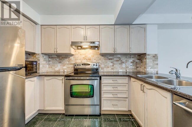 Photo - 605 Shoreline Dr