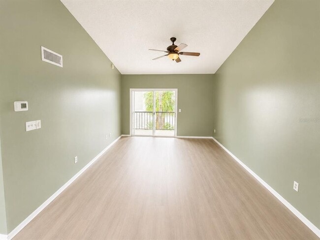Photo - 1908 Lake Atriums Cir Unit 9