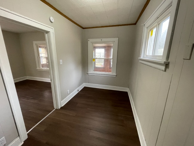 Photo - 6553 Newman Ave