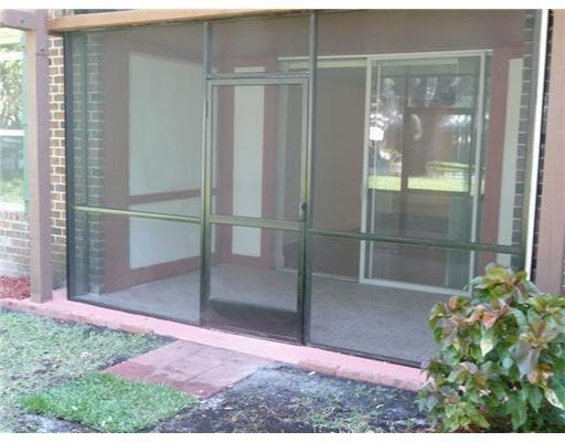 Photo - 3670 Inverrary Dr Unit 1V