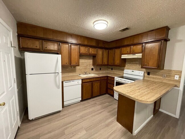 Photo - 4812 66th St Unit B