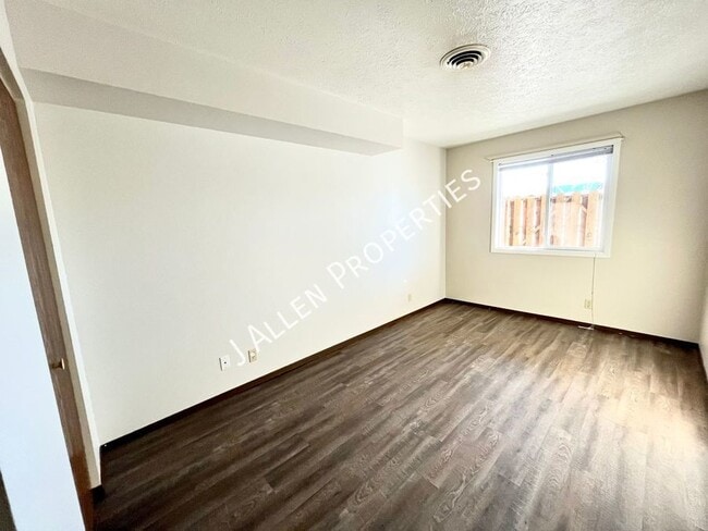 Photo - 607 W Michigan Ave Unidad -1