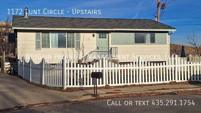 Building Photo - 1172 Lunt Cir Unit Upstairs