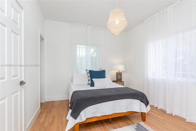 Photo - 501 SW 19th Rd