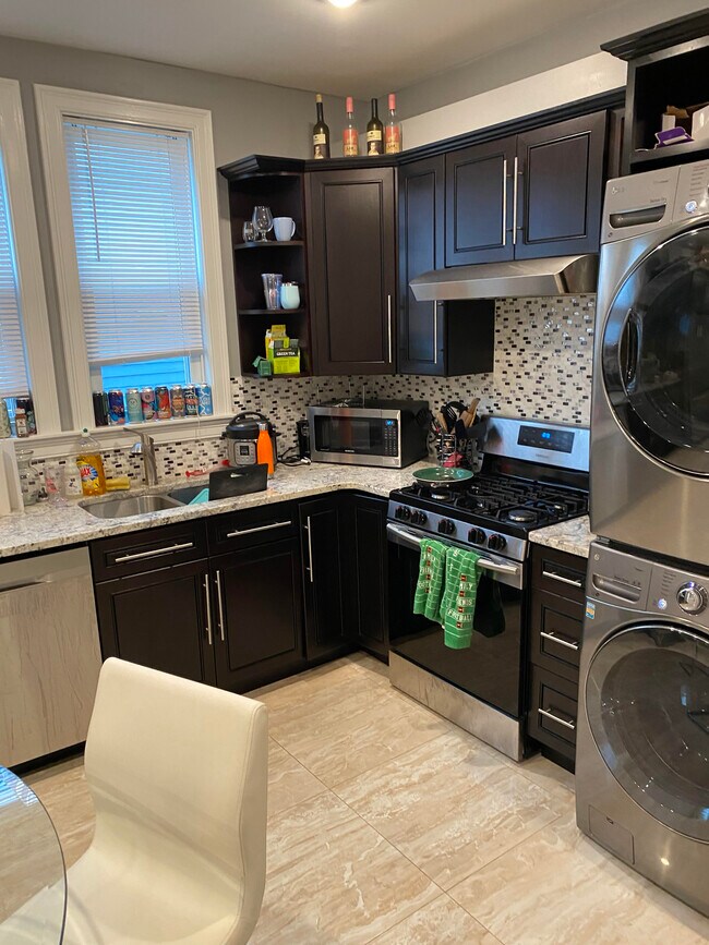 Photo - 13 Spalding St Unit 1