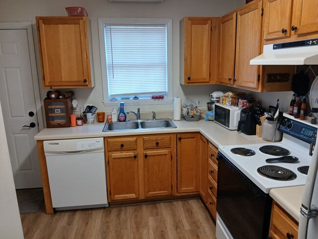 Photo - OLDFAIR2093 Unit A