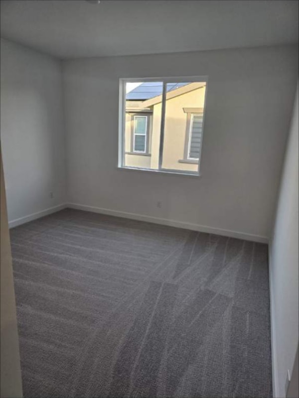 Building Photo - 1844 Chandler Dr Rental